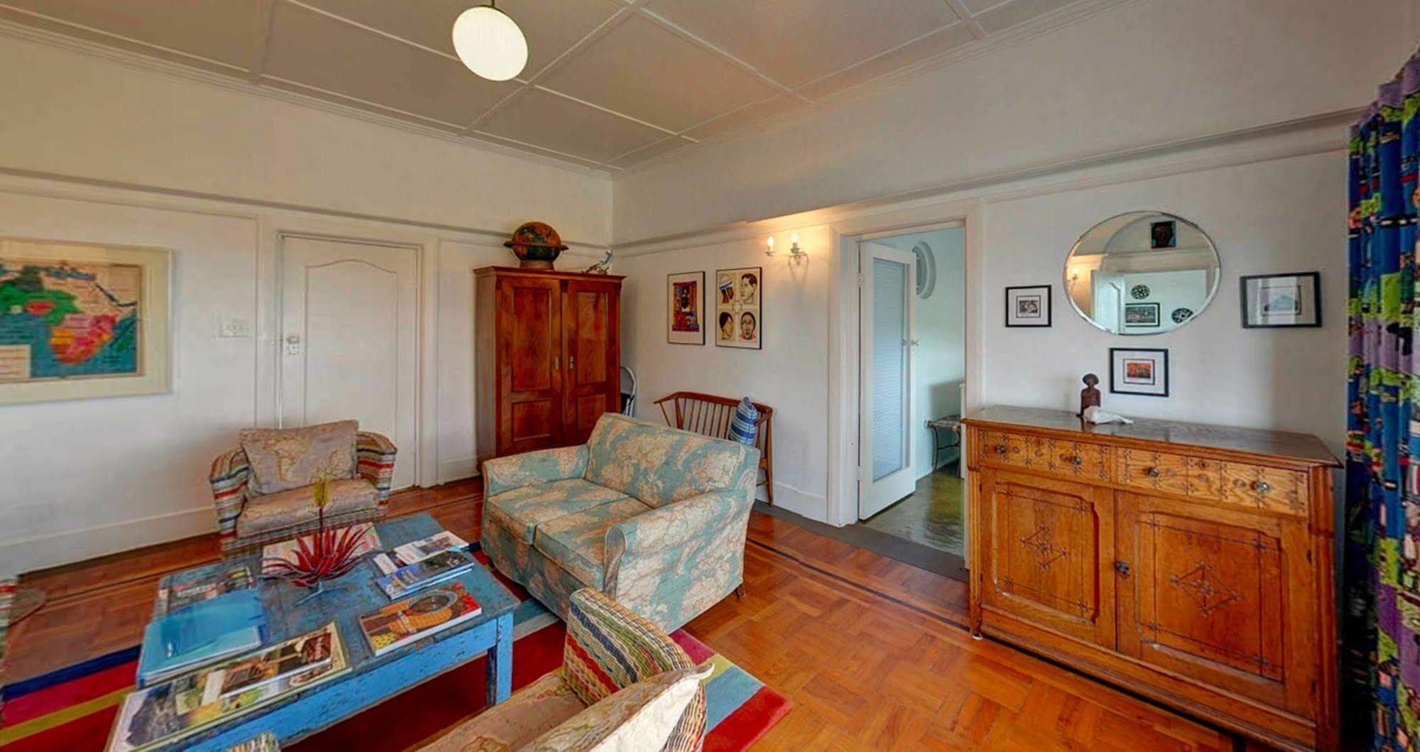 Blue On Blue Bed And Breakfast St. James Eksteriør billede